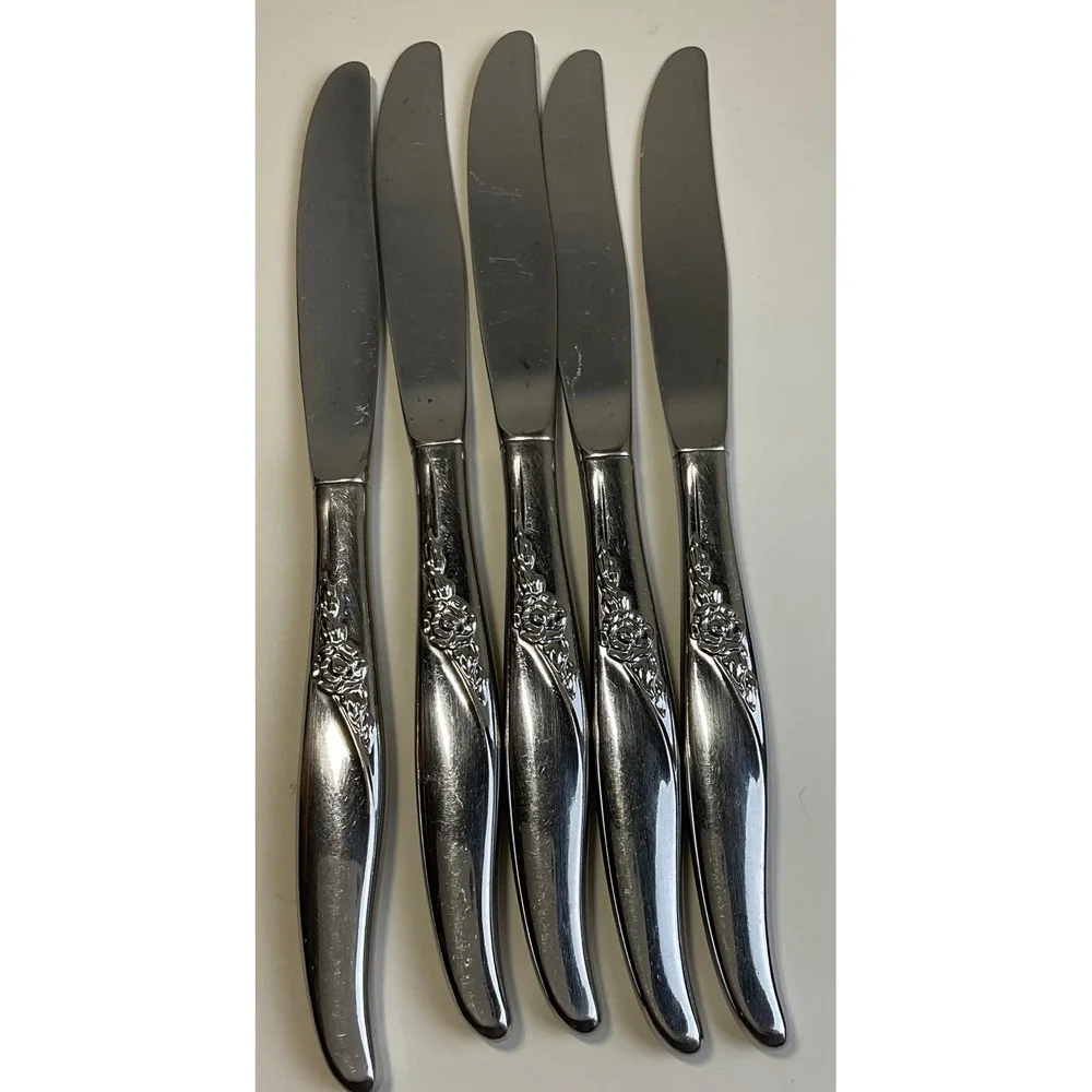 Oneida Wm A Rogers La Rose Stainless Flatware Set 5 Knives 1 Fork Vintage Floral